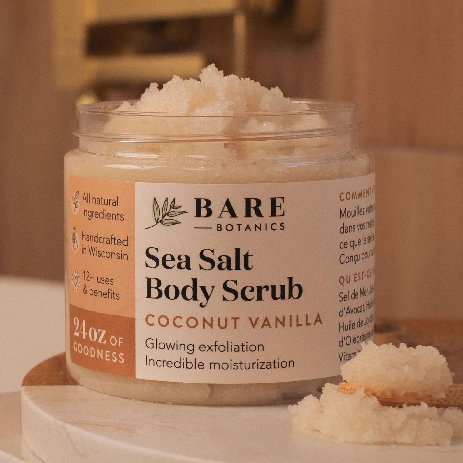 Jūros druskos kūno šveitiklis su kokosu ir vanile dideliame indelyje